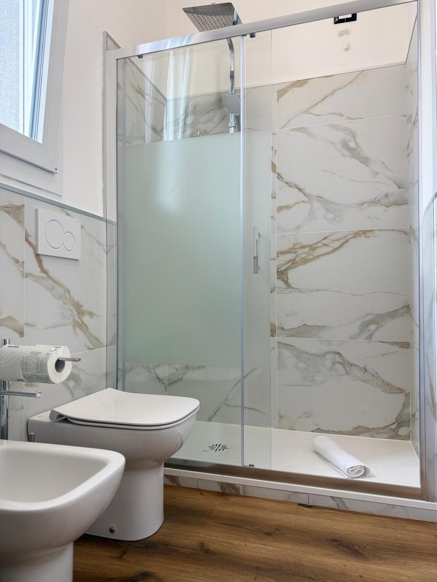 מלון Casièr Infinity House - Eleganza Moderna Tra Treviso E Venezia חדר תמונה
