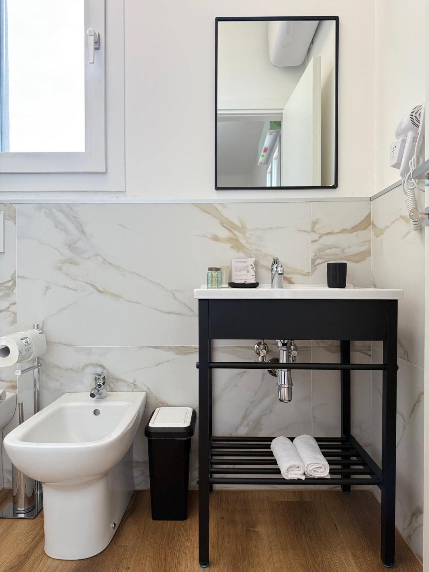 מלון Casièr Infinity House - Eleganza Moderna Tra Treviso E Venezia מראה חיצוני תמונה